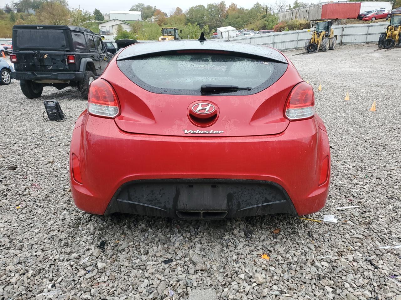 HYUNDAI VELOSTER