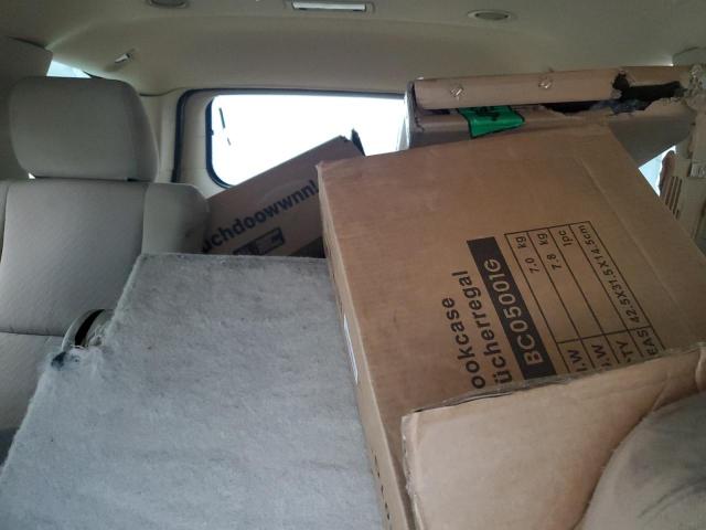 2012 CHEVROLET TAHOE K150 - 1GNSKAE01CR264112