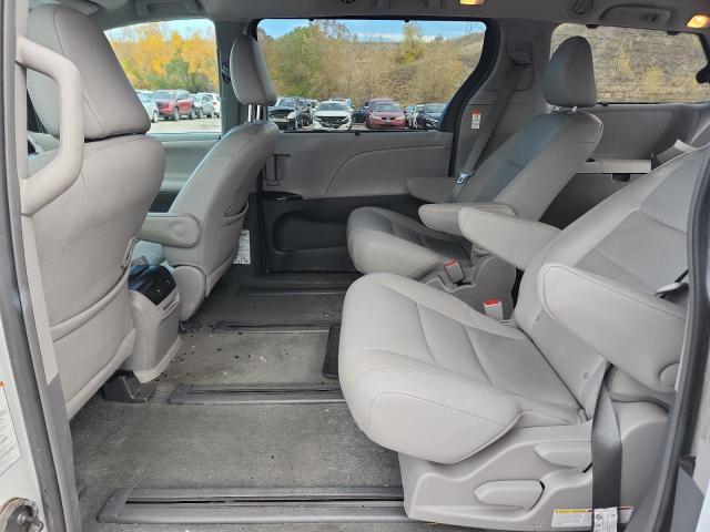 2017 TOYOTA SIENNA XLE - 5TDDZ3DC3HS177387