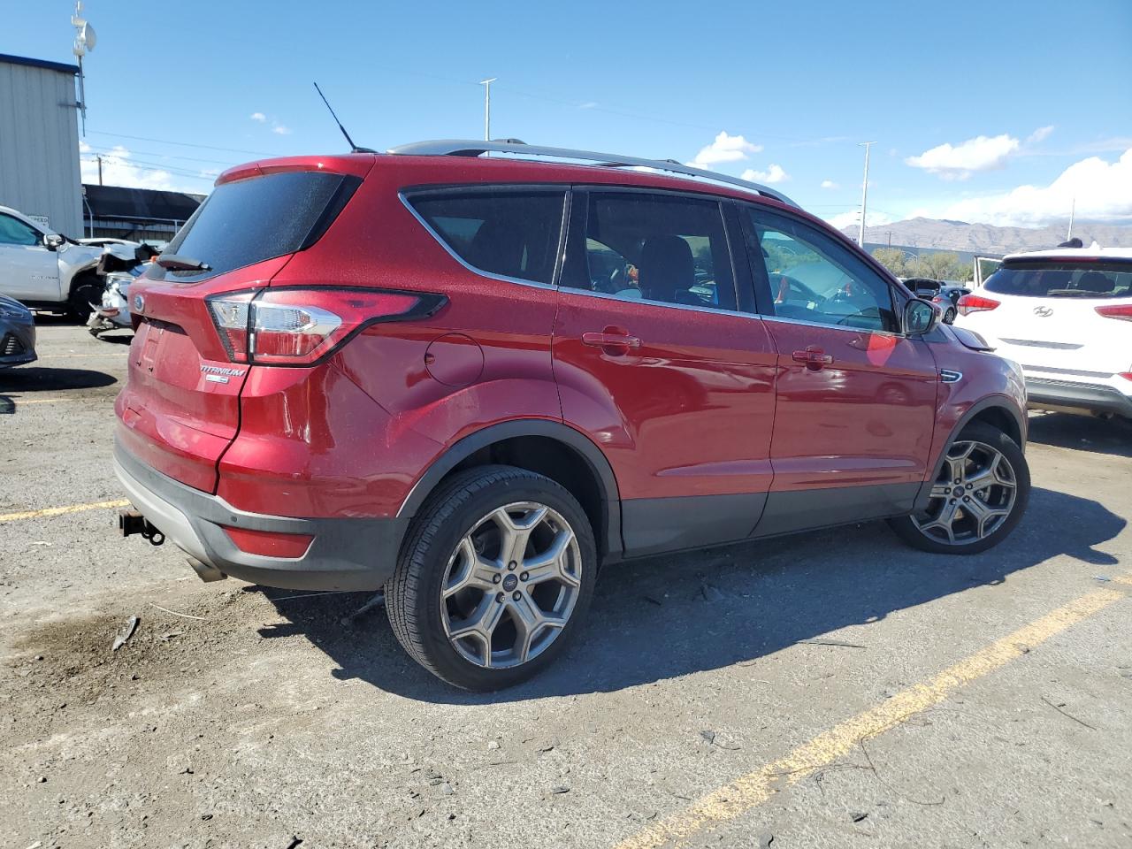 FORD ESCAPE TITANIUM