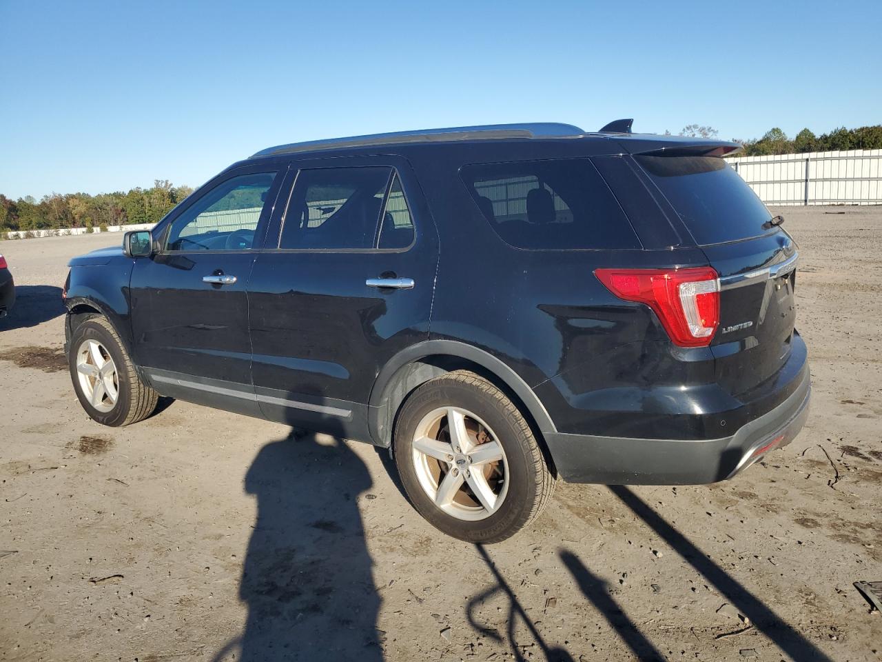 FORD EXPLORER LIMITED