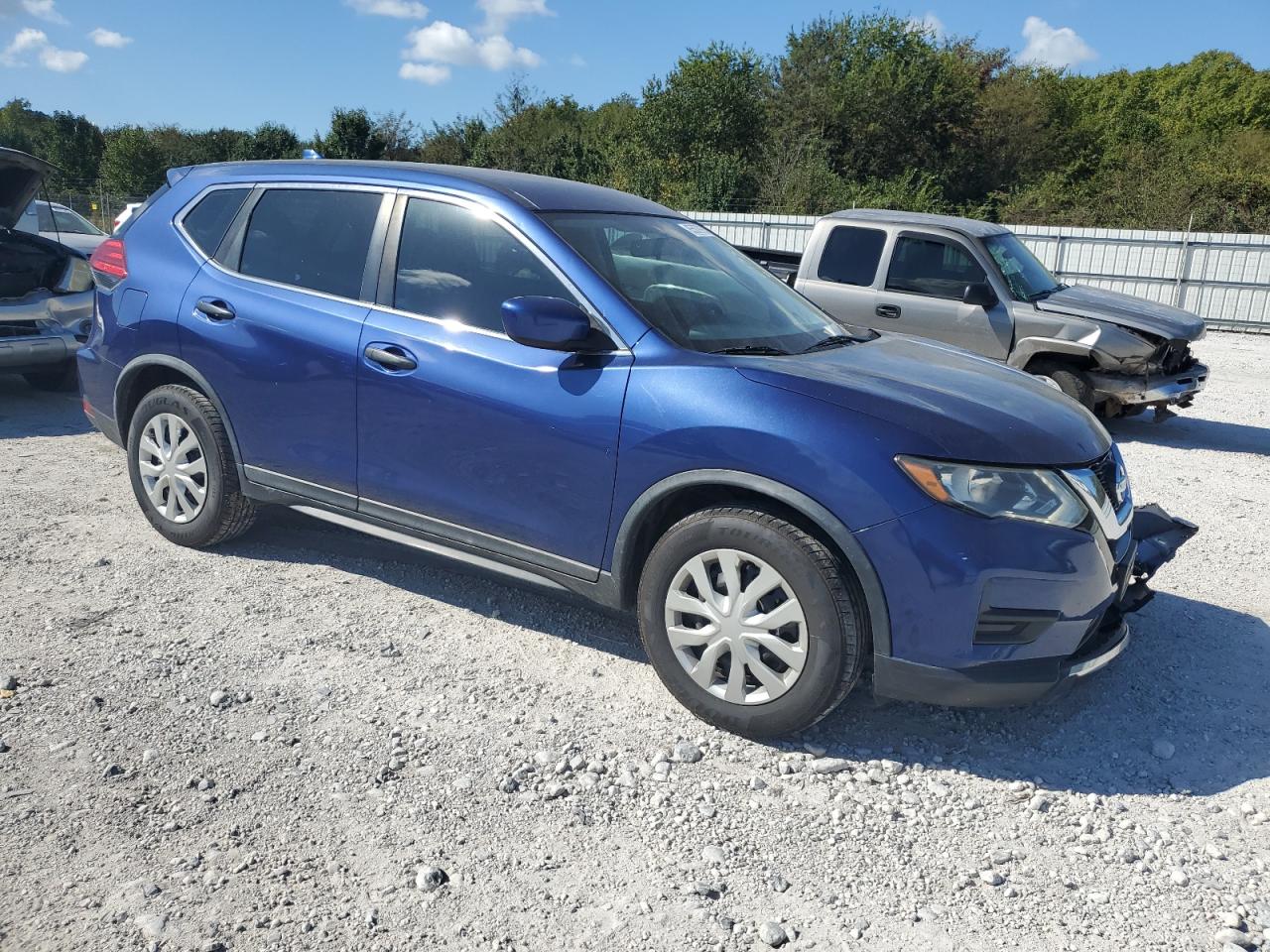 NISSAN ROGUE S