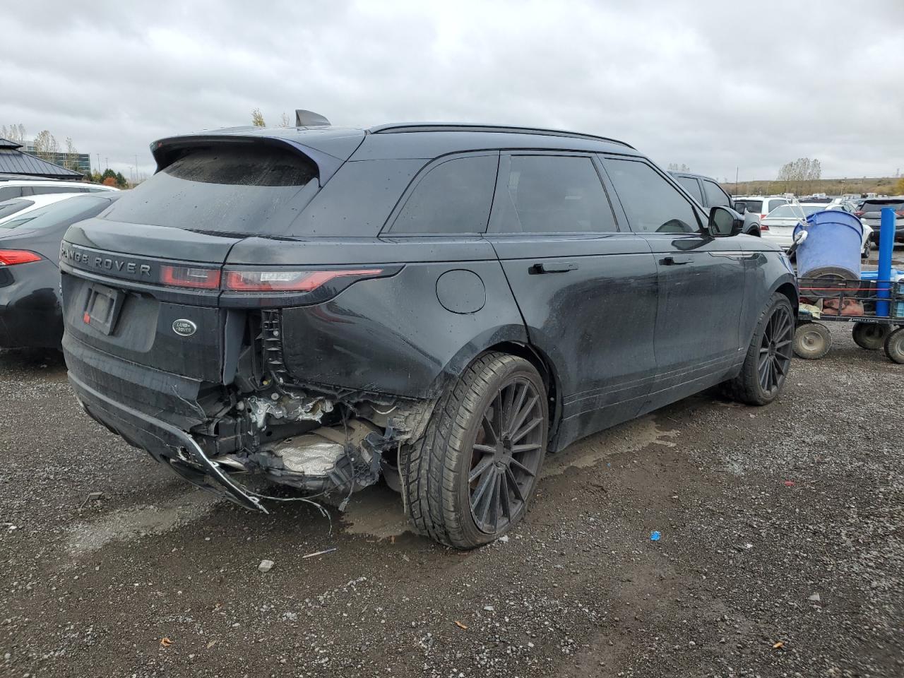 LAND ROVER RANGE ROVER R-DYNAMIC SE