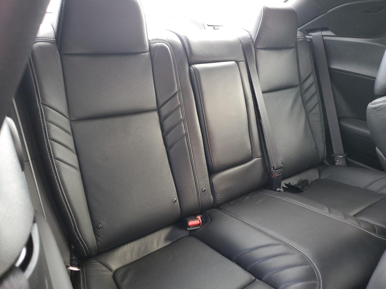 DODGE CHALLENGER SRT HELLCAT