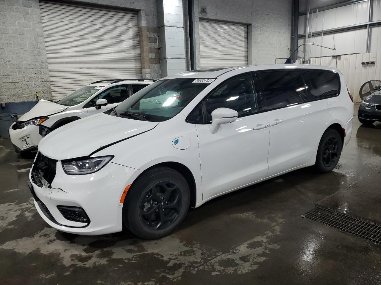 CHRYSLER PACIFICA HYBRID LIMITED