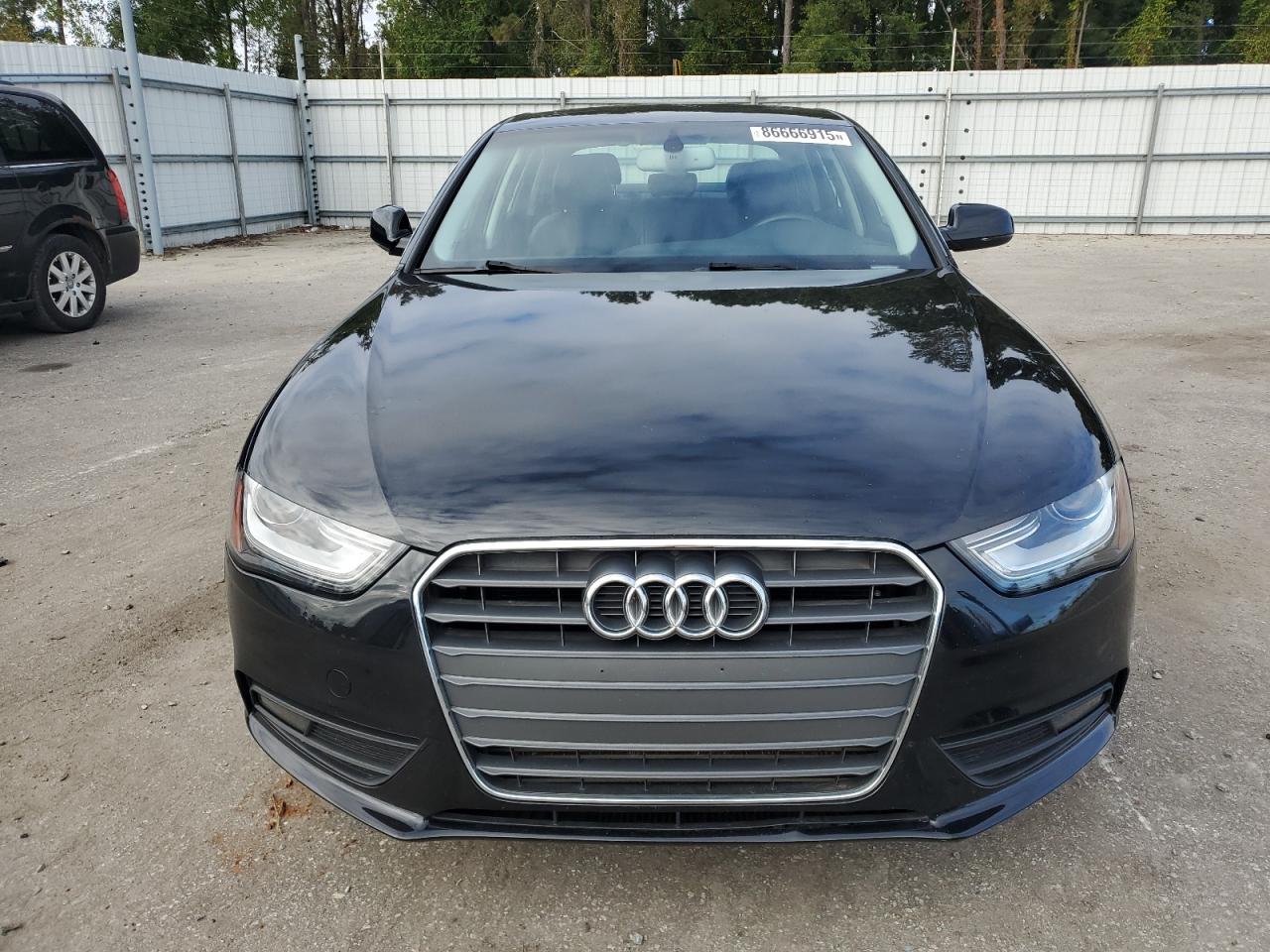 AUDI A4 PREMIUM PLUS