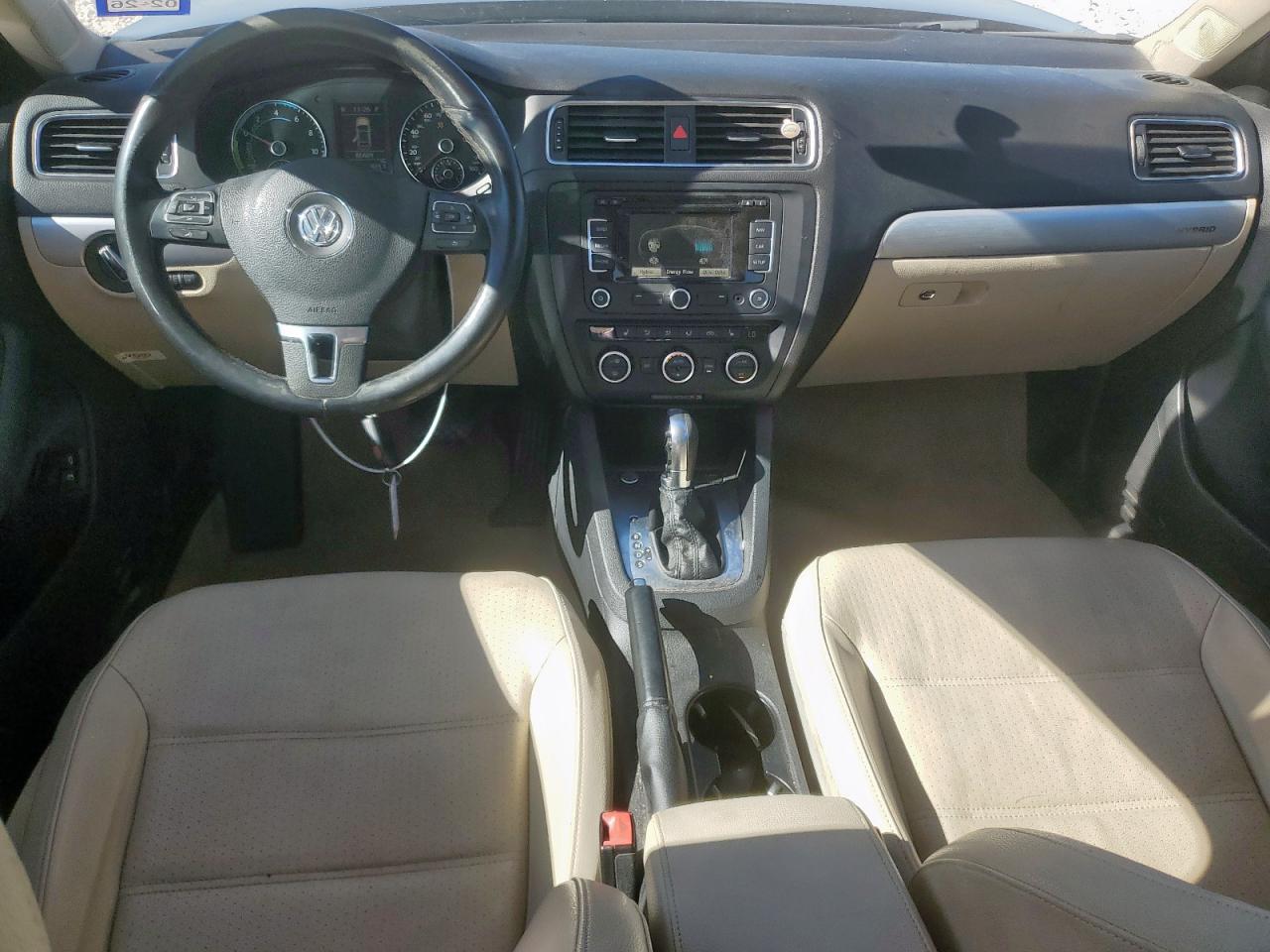 VOLKSWAGEN JETTA HYBRID