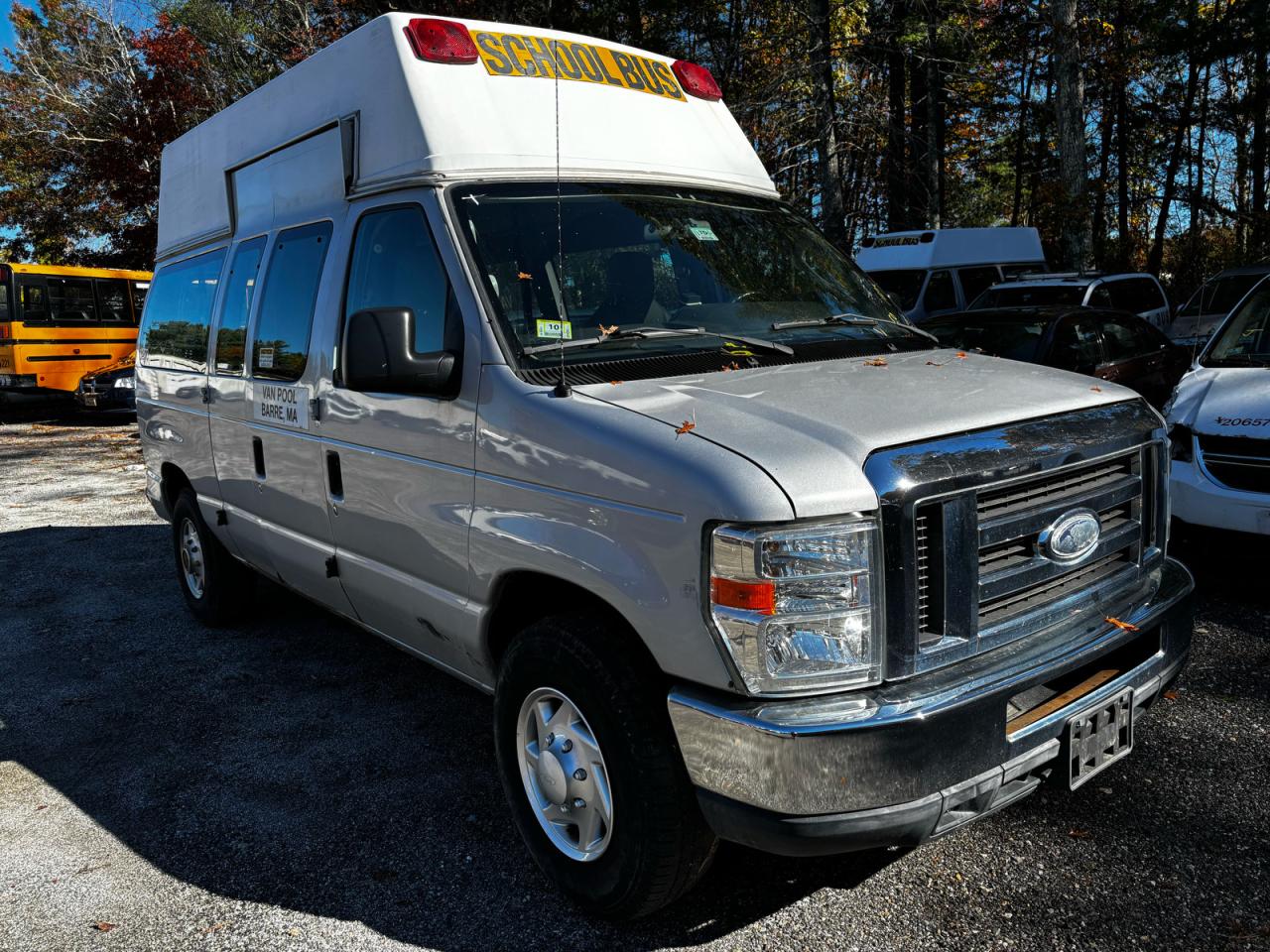 FORD ECONOLINE E250 VAN