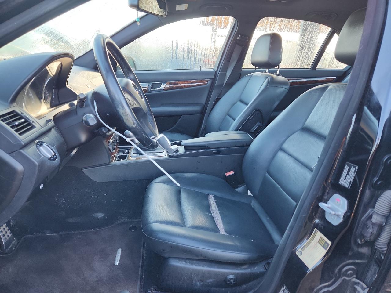 MERCEDES-BENZ C-CLASS 300