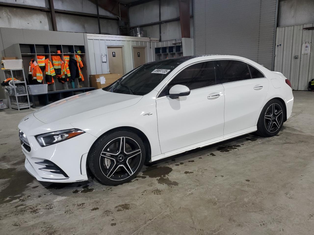 MERCEDES-BENZ A-CLASS 35 AMG