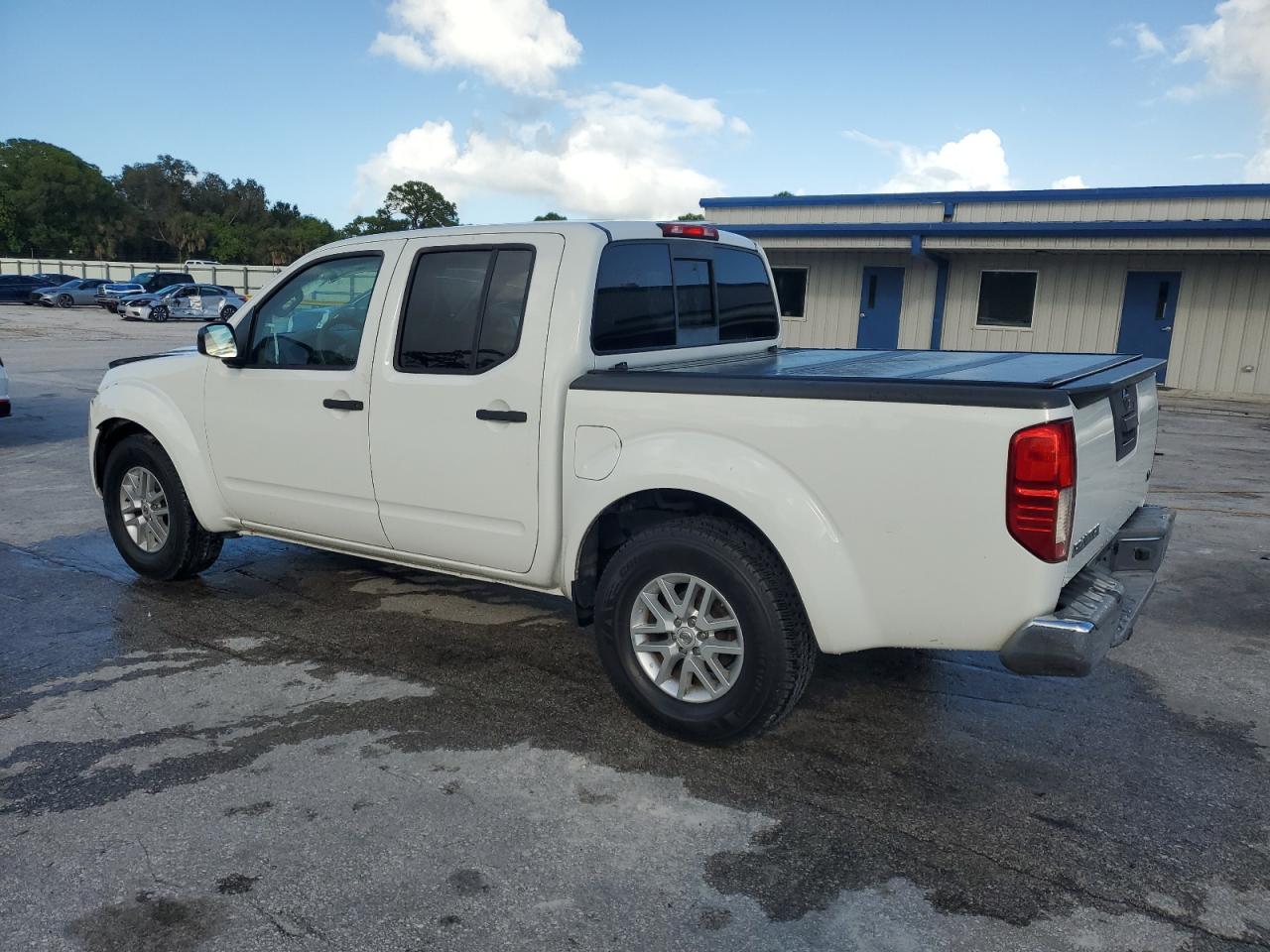 NISSAN FRONTIER S