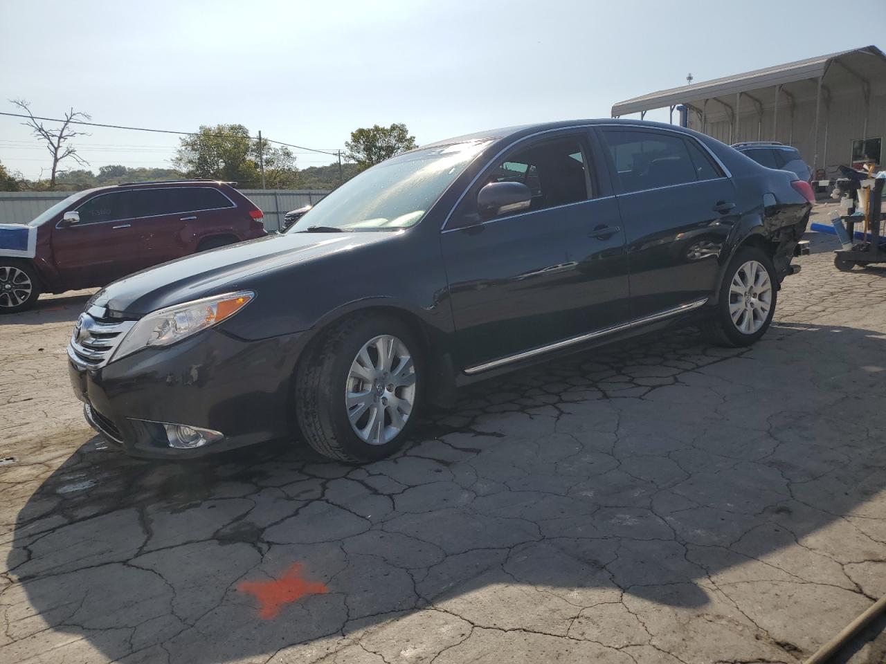  Salvage Toyota Avalon
