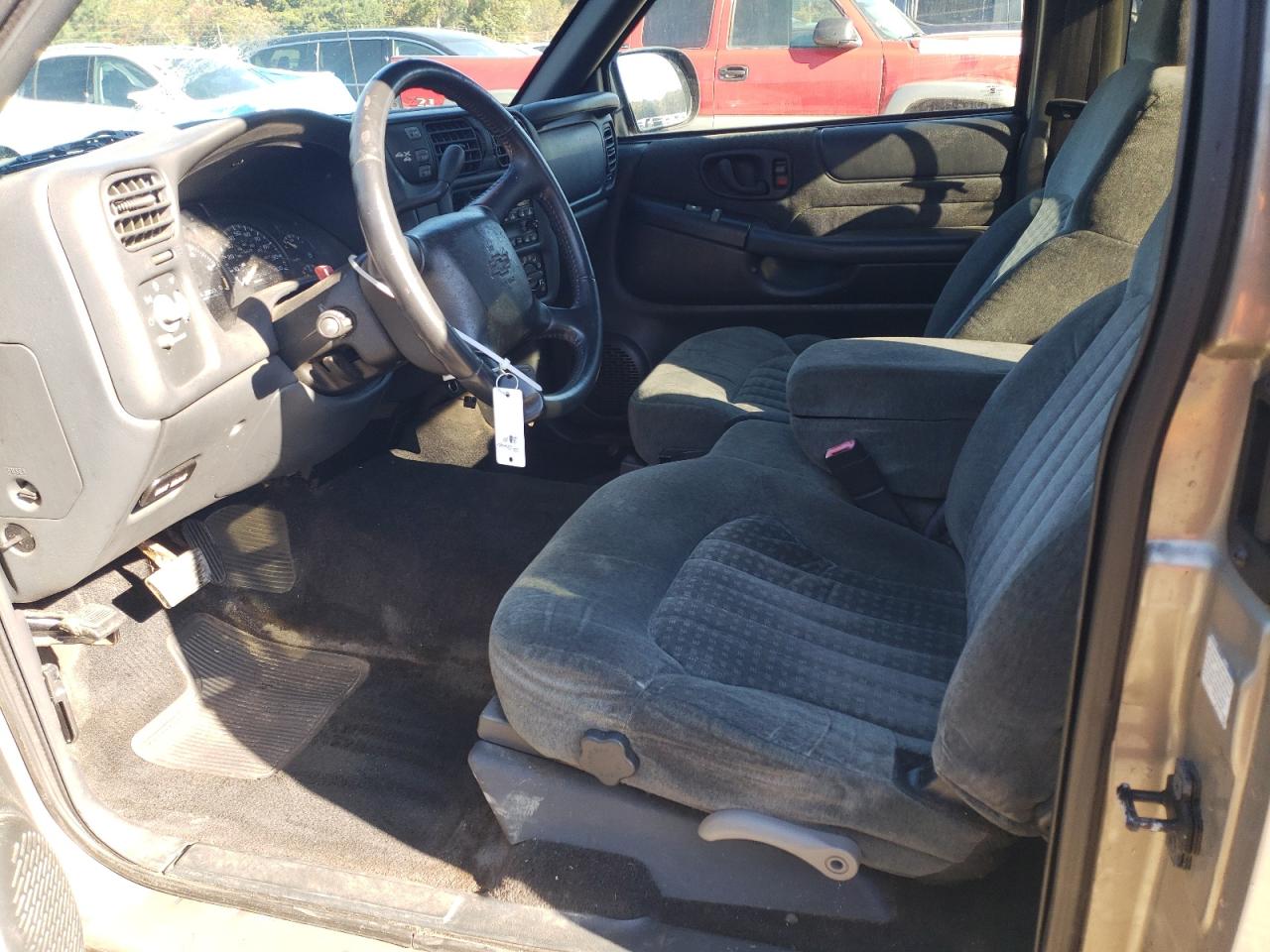 Lot #3275655830 2002 CHEVROLET S TRUCK S1