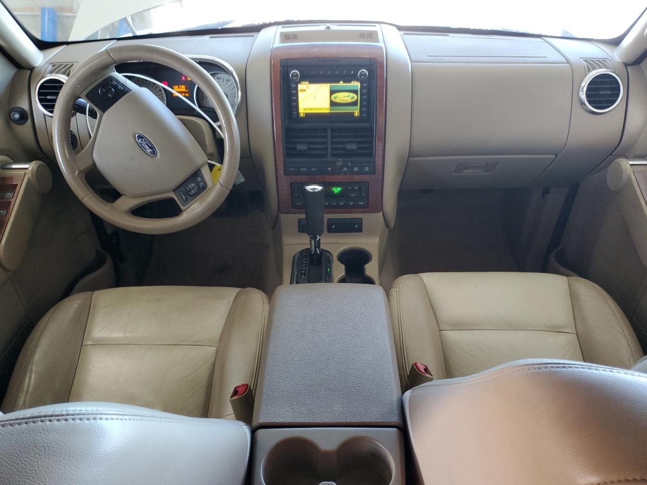 FORD EXPLORER EDDIE BAUER