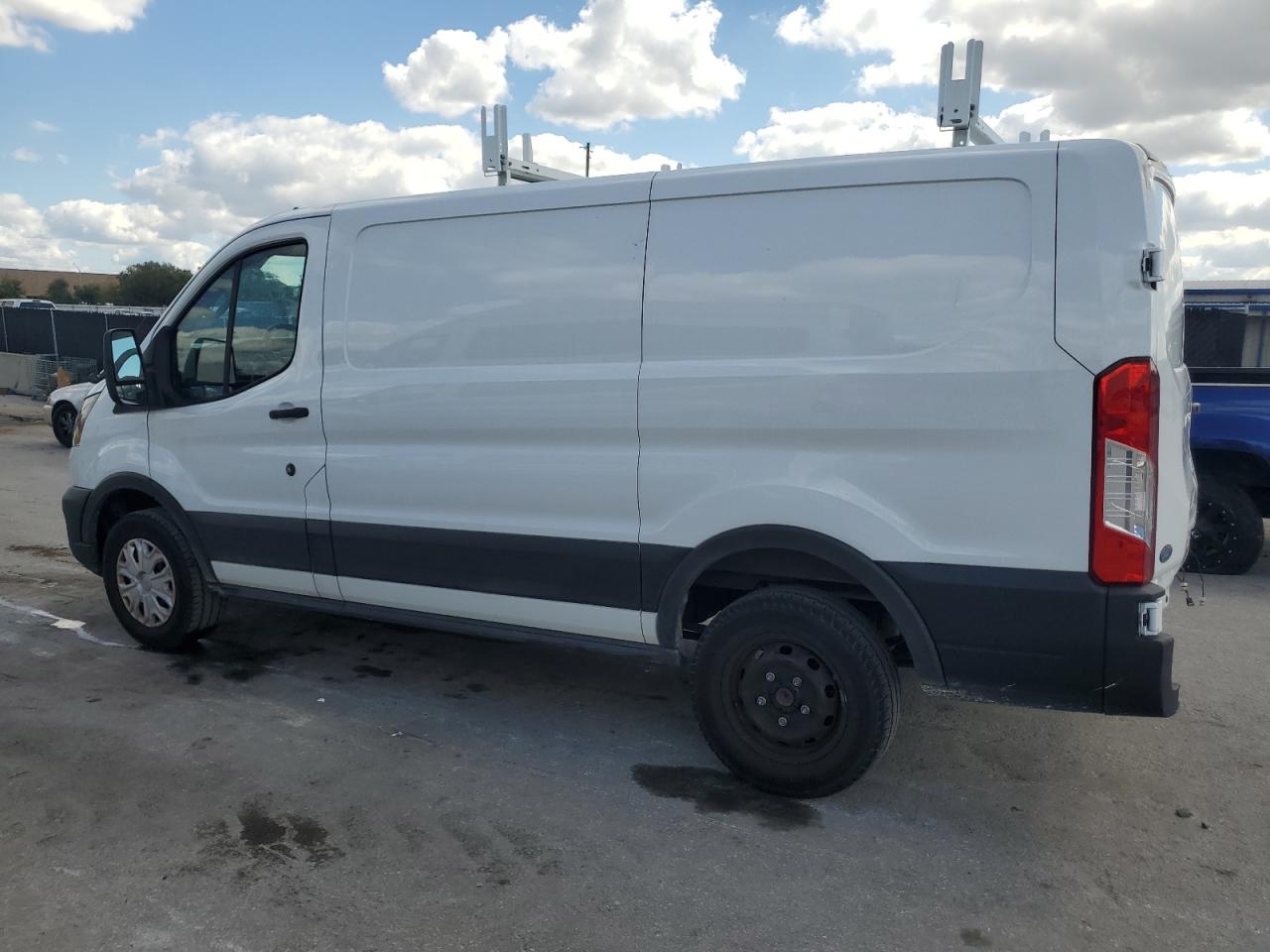 FORD TRANSIT T-250