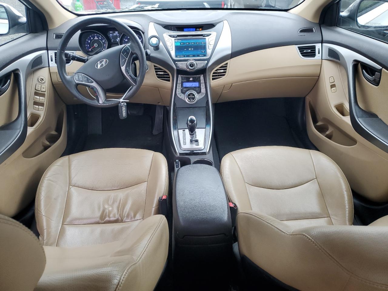 HYUNDAI ELANTRA GLS