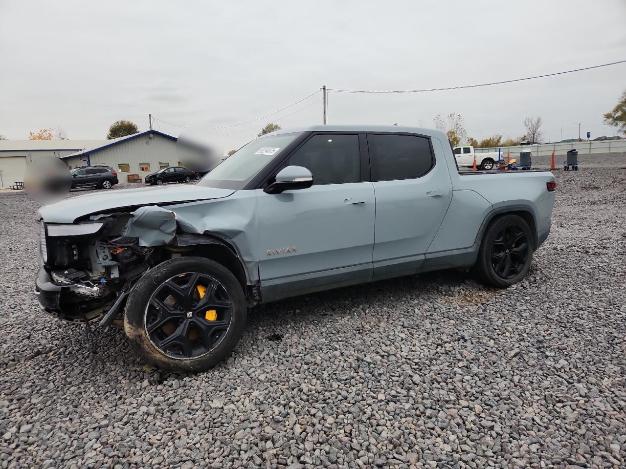 RIVIAN R1T LAUNCH EDITION