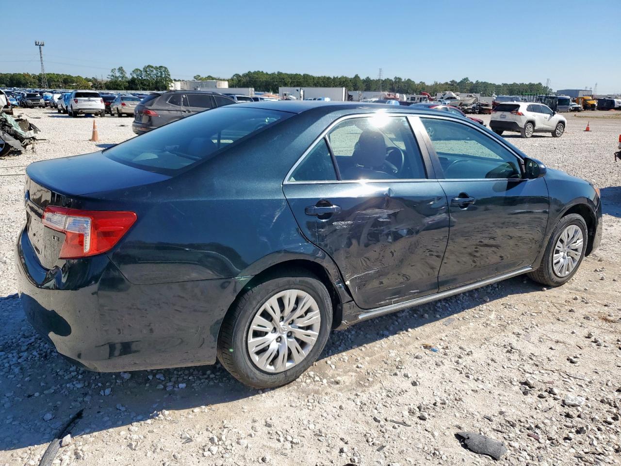 TOYOTA CAMRY L