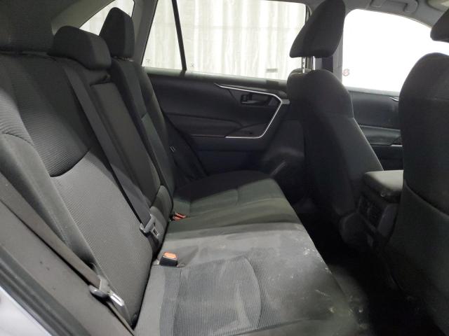 2024 TOYOTA RAV4 LE 2T3F1RFV1RC415563