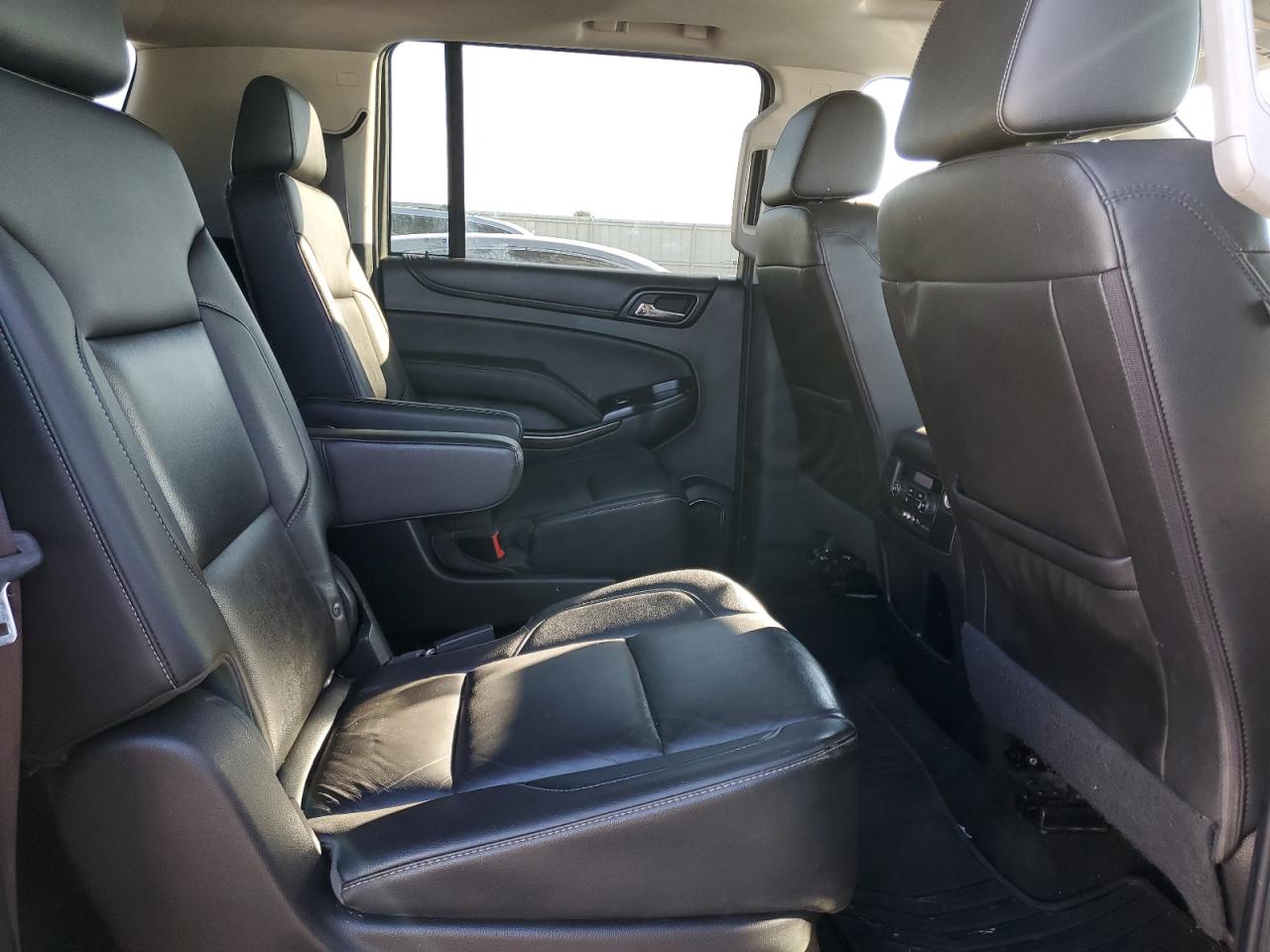 CHEVROLET SUBURBAN K1500 LT