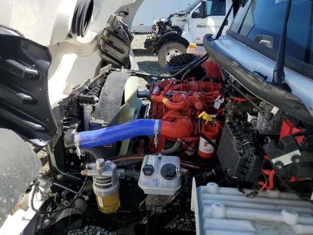 2025 FREIGHTLINER M2 106 MED #3301683629