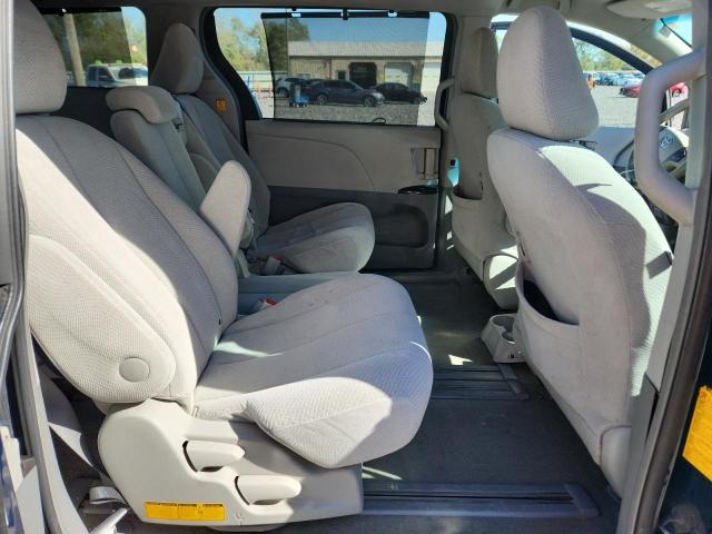 2011 TOYOTA SIENNA LE #3296419646