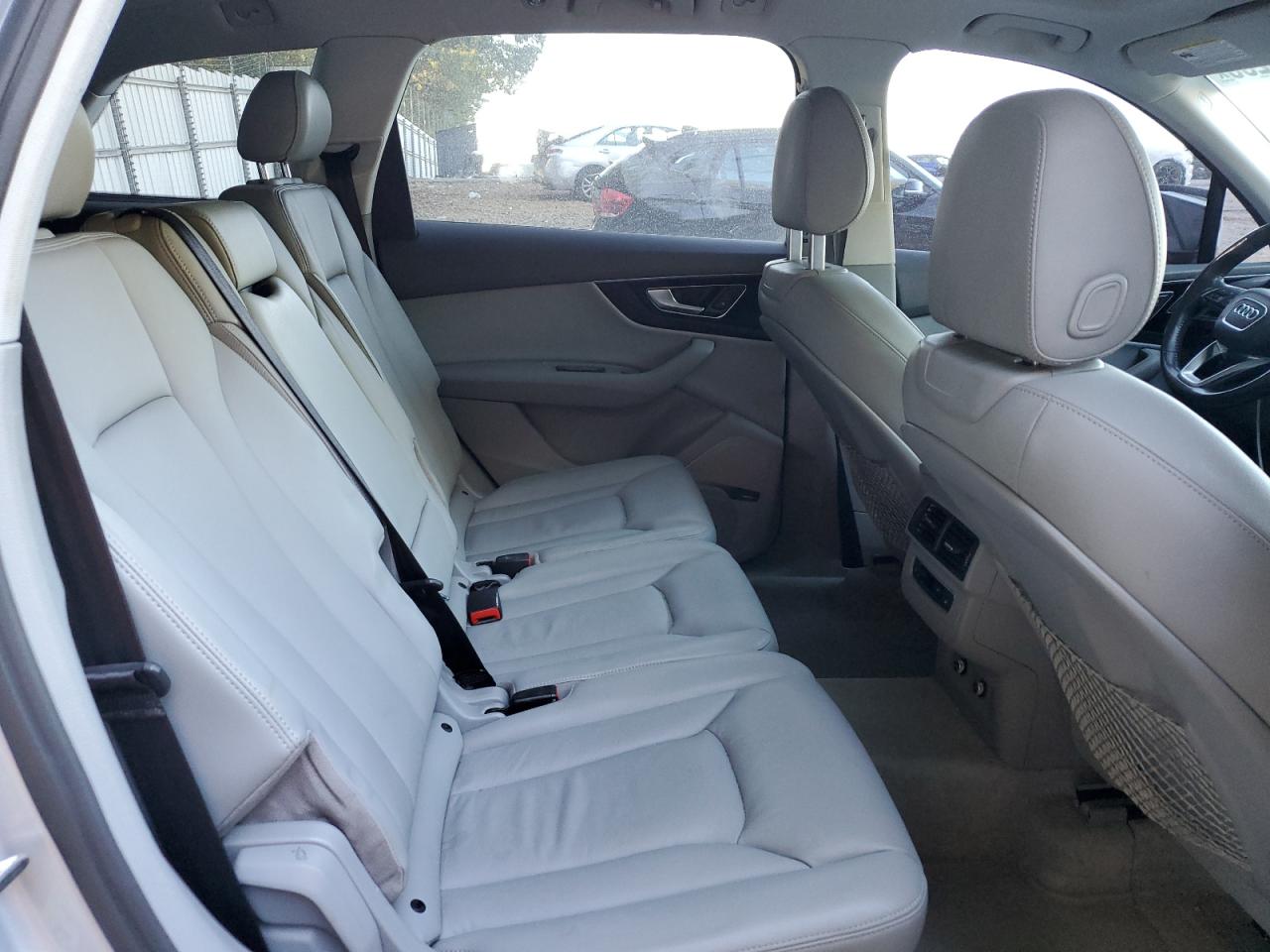 AUDI Q7 PREMIUM PLUS