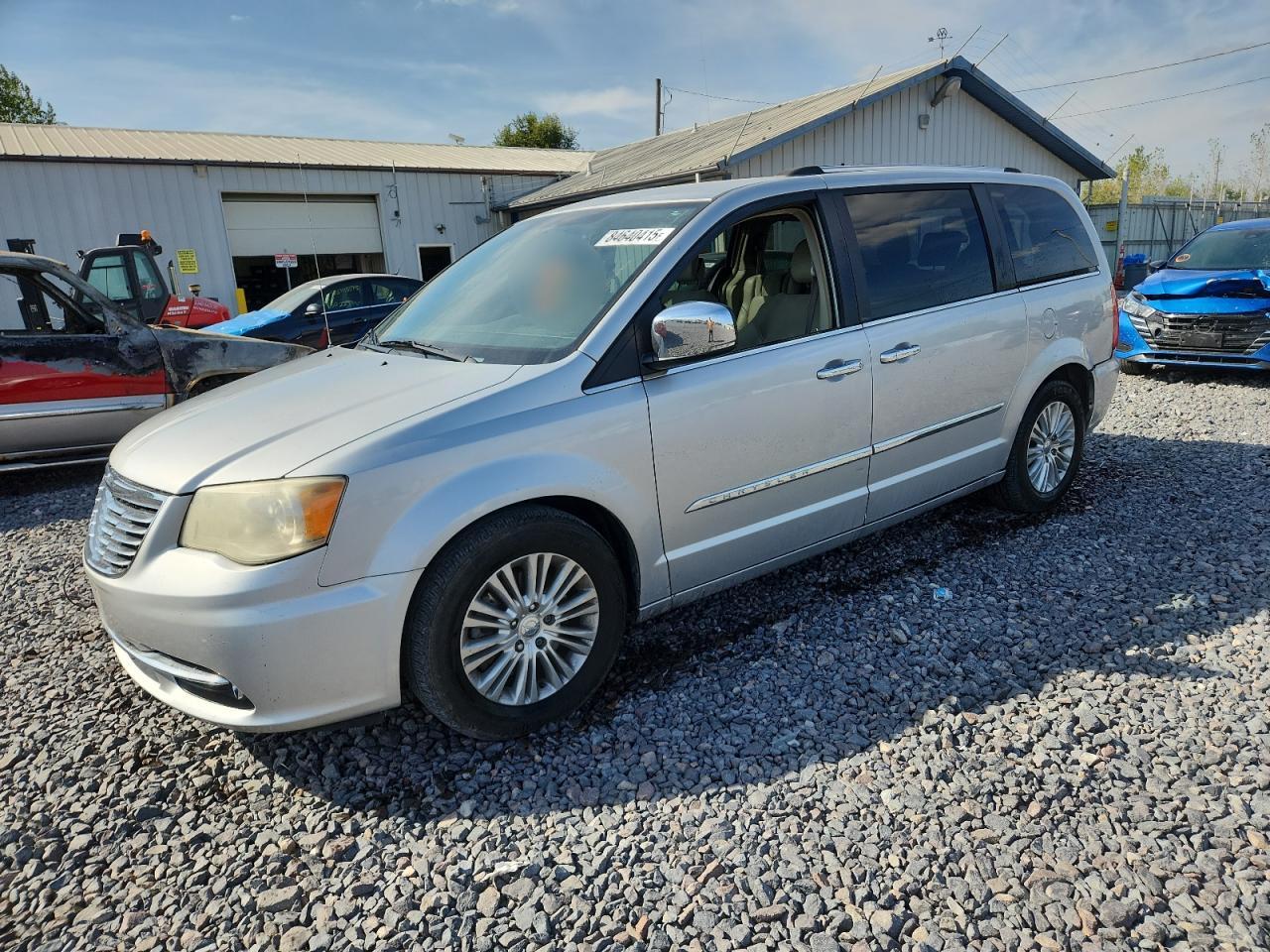 CHRYSLER TOWN & COUNTRY LIMITED