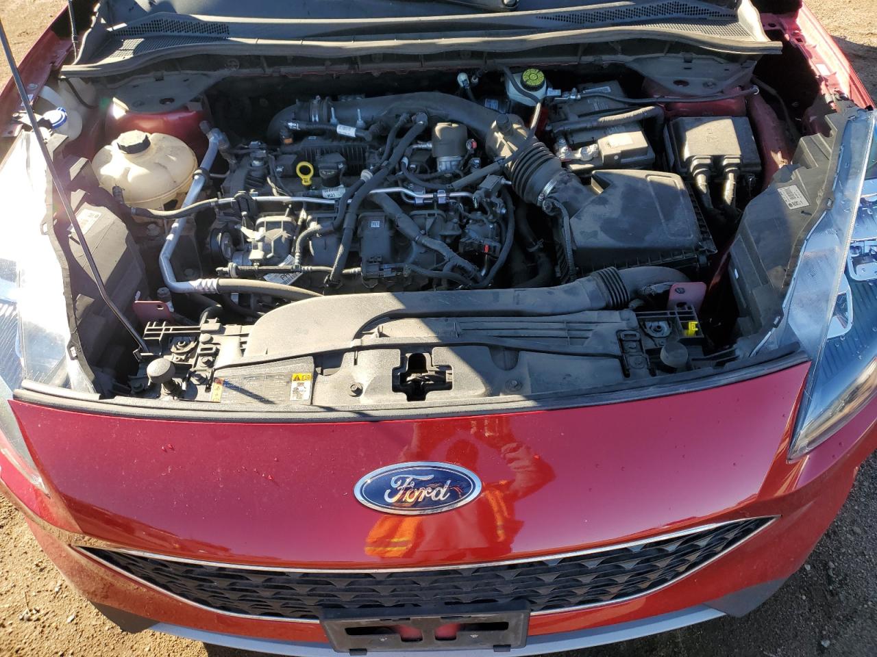 FORD ESCAPE TITANIUM