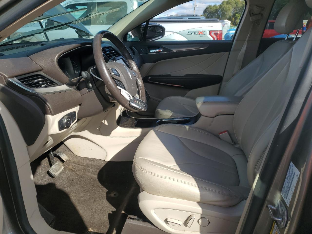 LINCOLN MKC PREMIERE