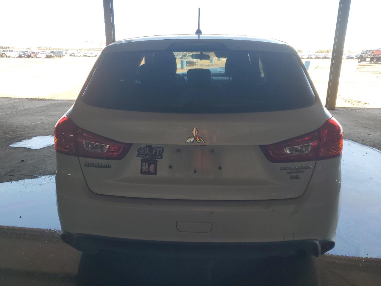 MITSUBISHI OUTLANDER ES