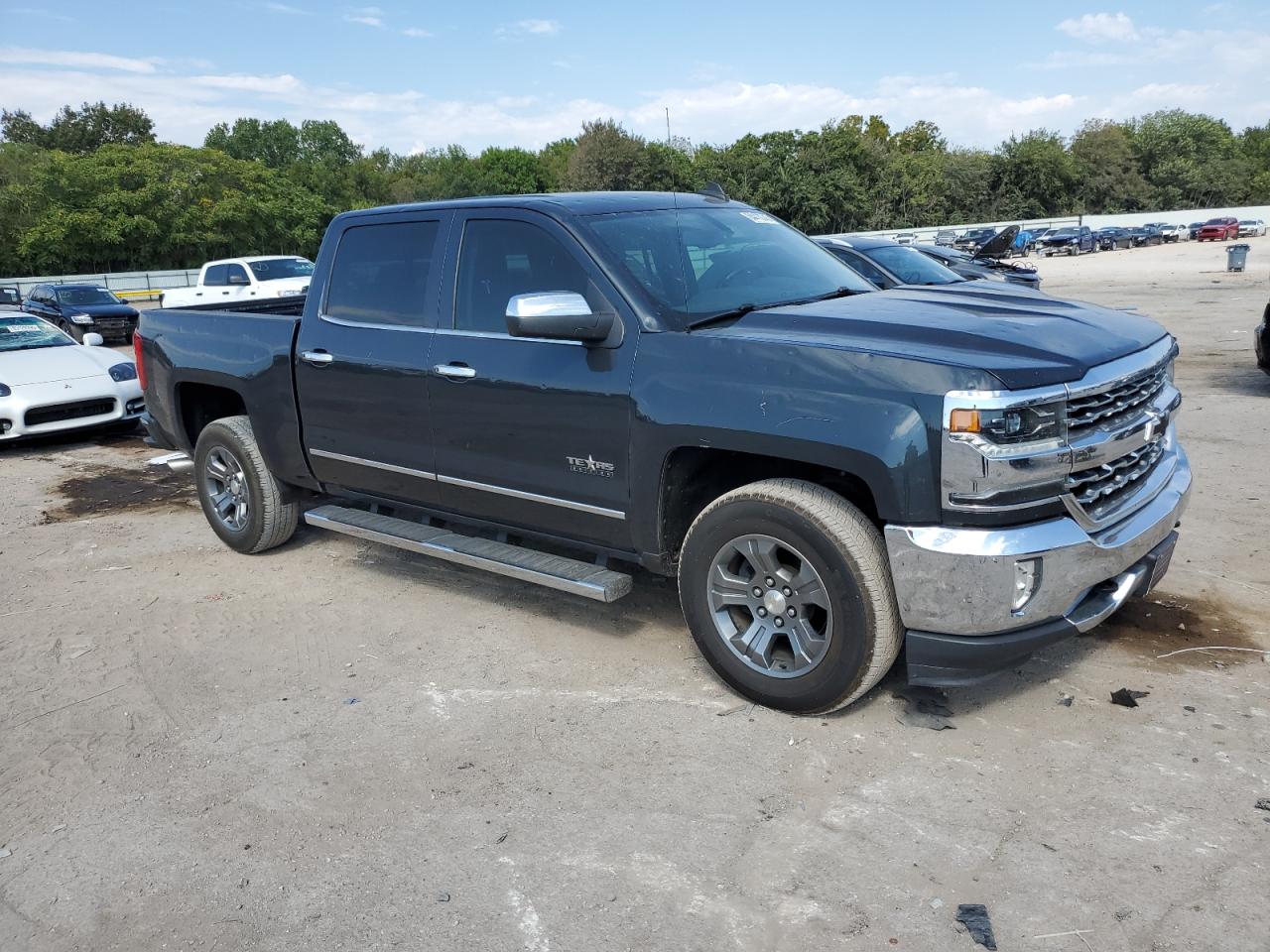 CHEVROLET SILVERADO C1500 LTZ