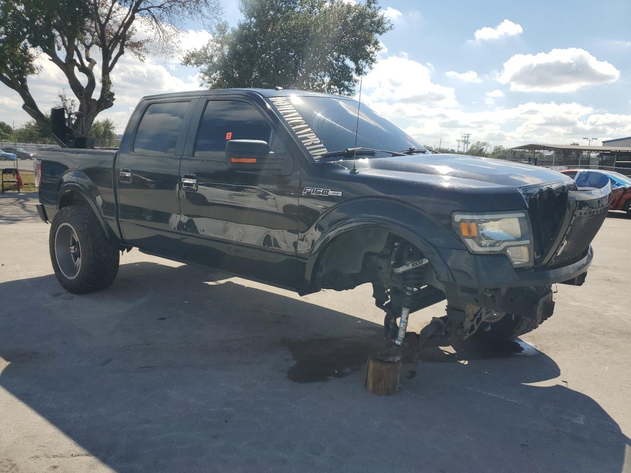 FORD F-150 SUPERCREW