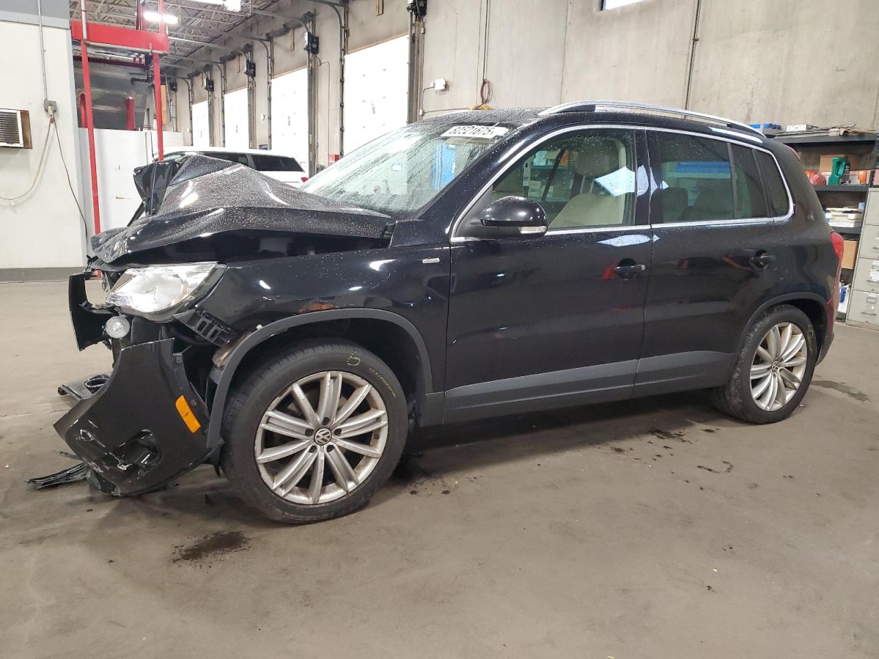 VOLKSWAGEN TIGUAN SE