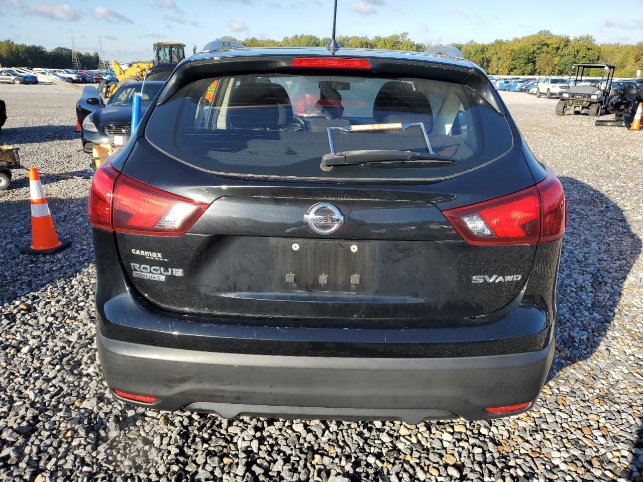 NISSAN ROGUE SPORT S
