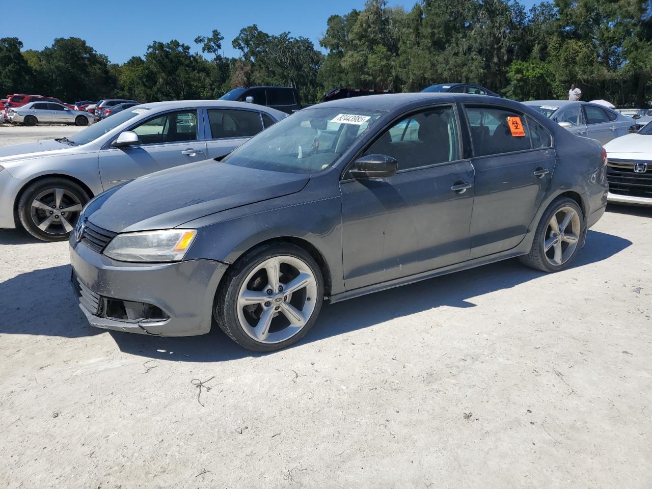 VOLKSWAGEN JETTA BASE