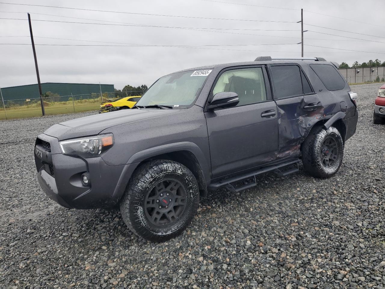 TOYOTA 4RUNNER SR5