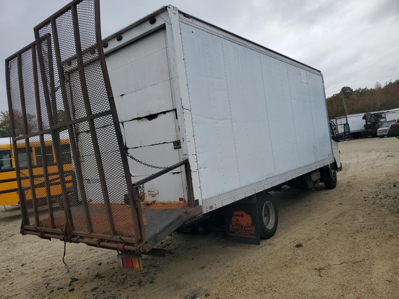 Lot #3302683006 2014 MITSUBISHI FE