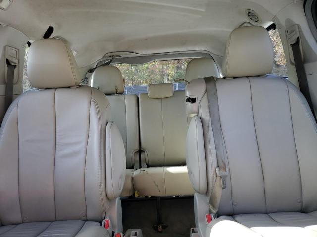 2011 TOYOTA SIENNA LE - 5TDKK3DC0BS137982