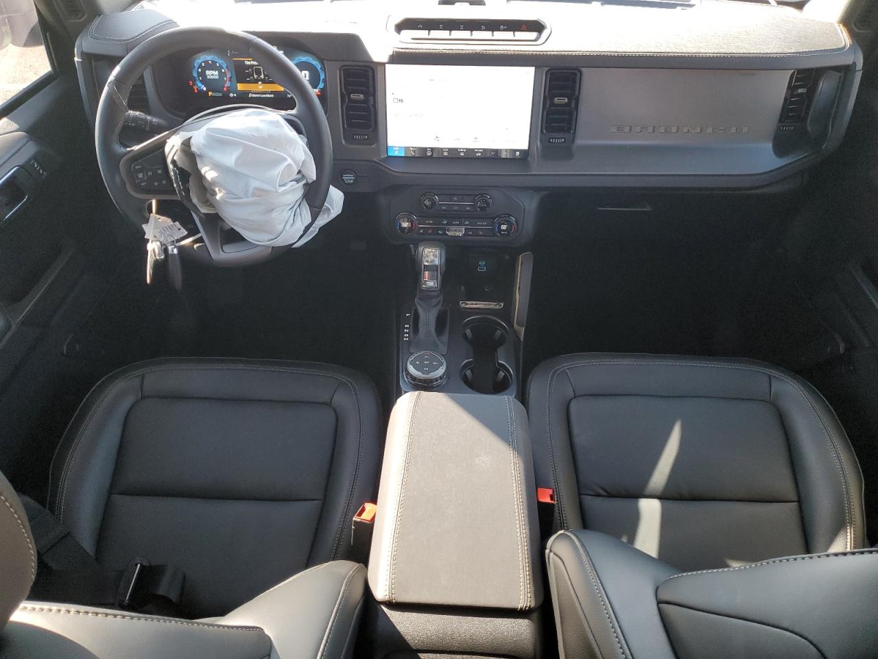 FORD BRONCO BADLANDS