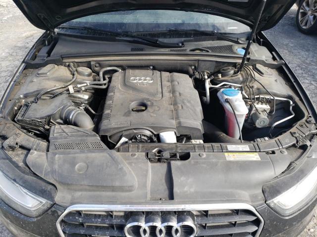 2016 AUDI A4 PREMIUM S-LINE WAUBFAFL8GN015404