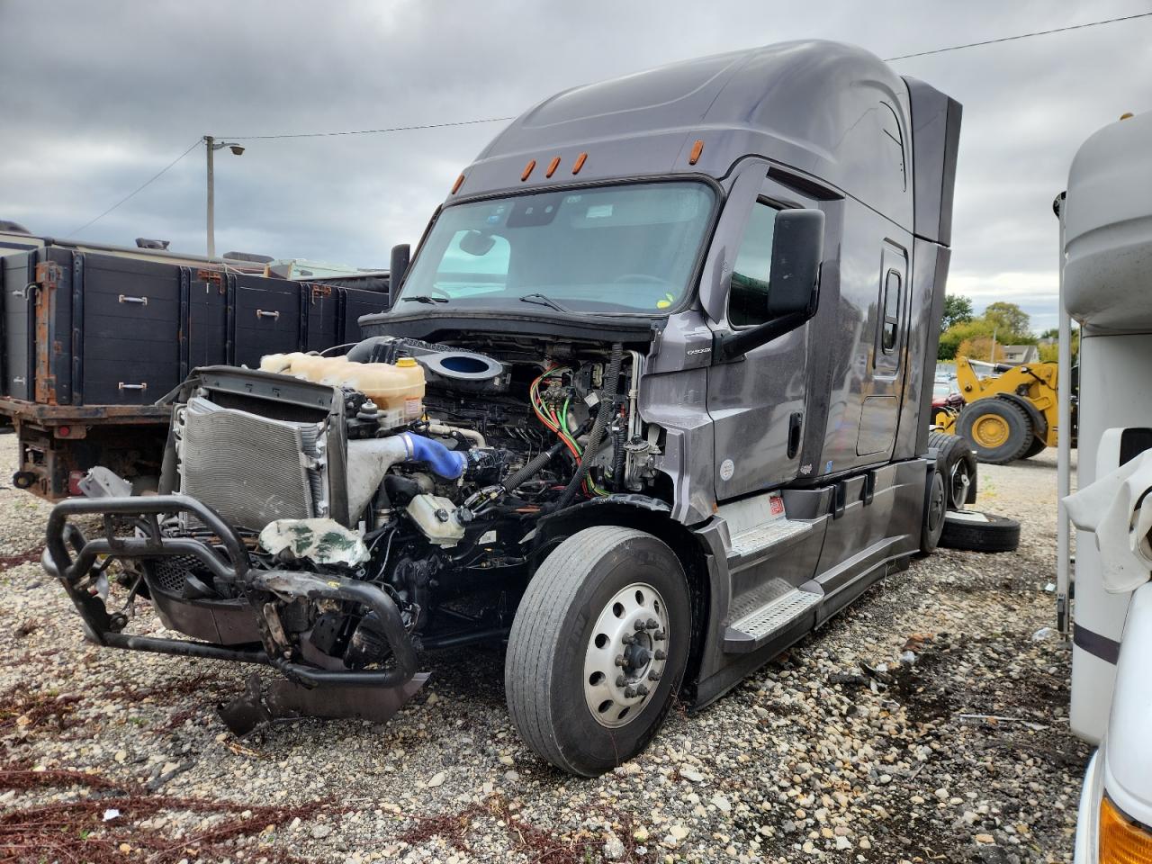 Lot #3301868981 2023 FREIGHTLINER CASCADIA 1