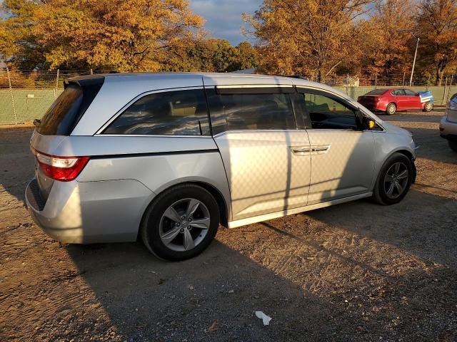 2011 HONDA ODYSSEY TO - 5FNRL5H93BB093115