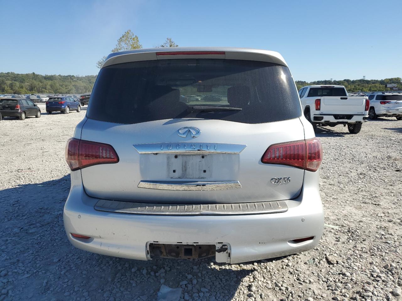 INFINITI QX56