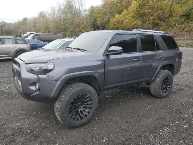 TOYOTA 4RUNNER SE