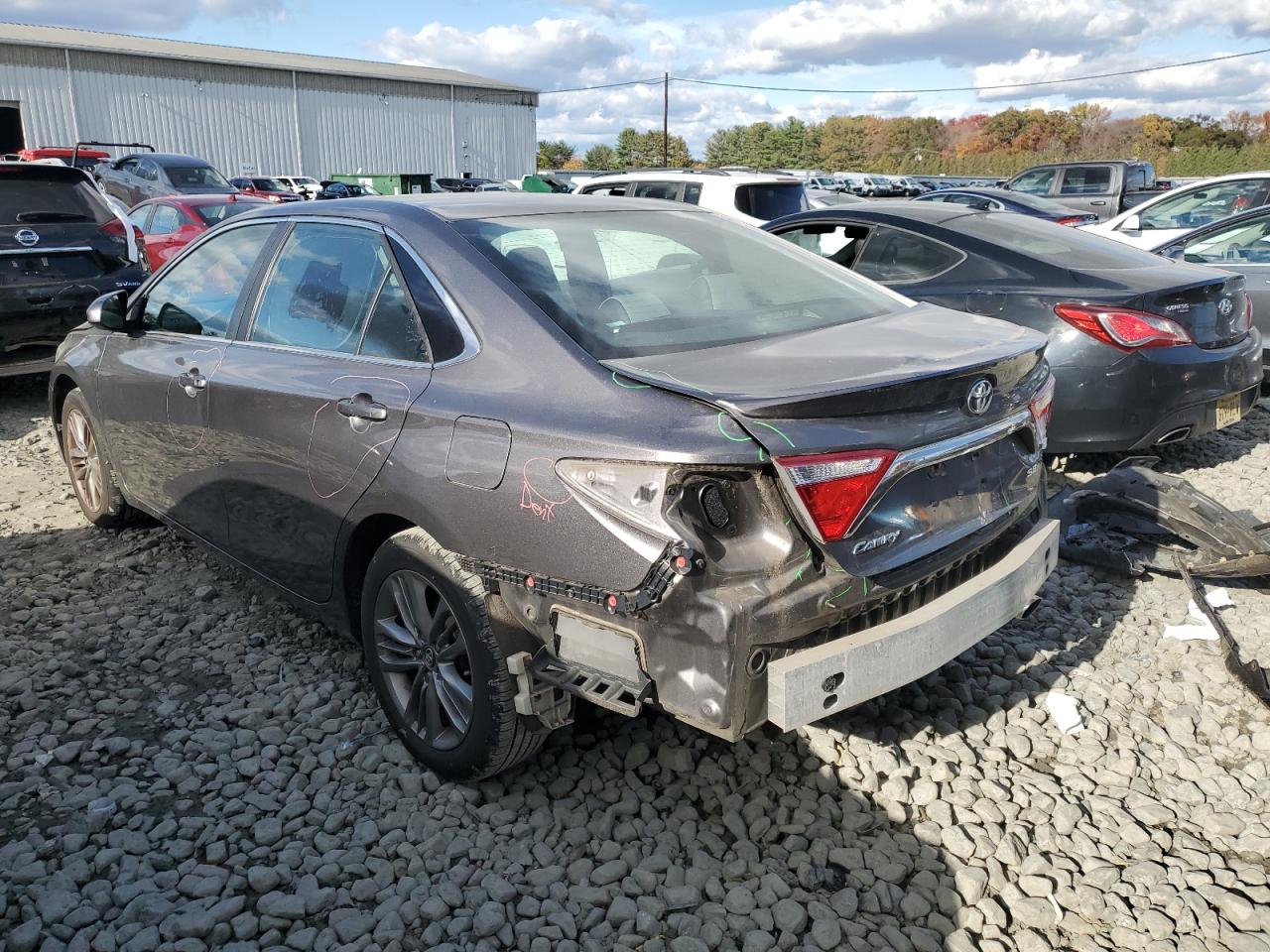 TOYOTA CAMRY LE