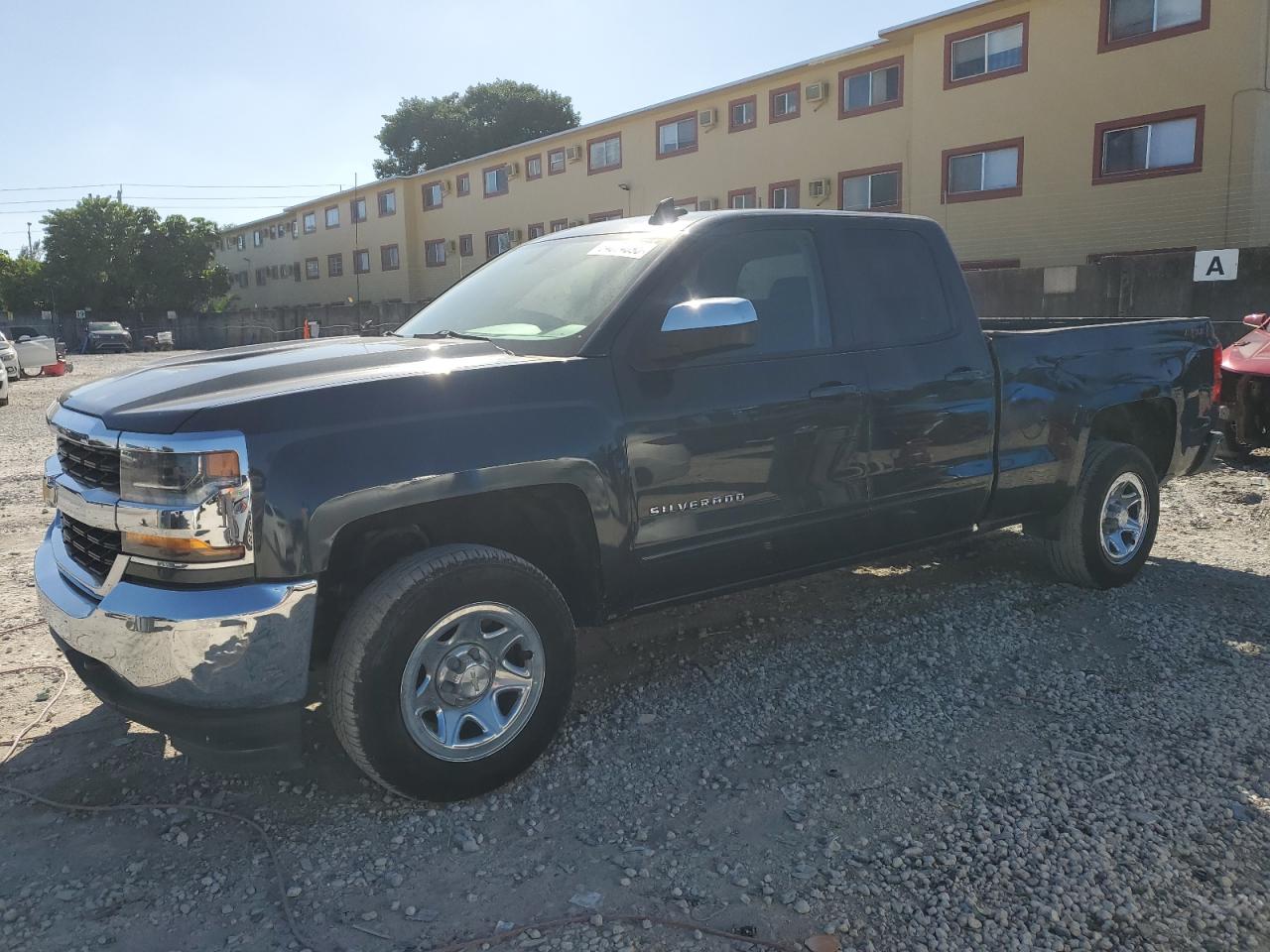 CHEVROLET SILVERADO K1500 LT