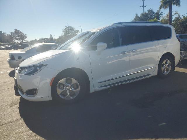 Global Auto Auctions: 2018 CHRYSLER PACIFICA H