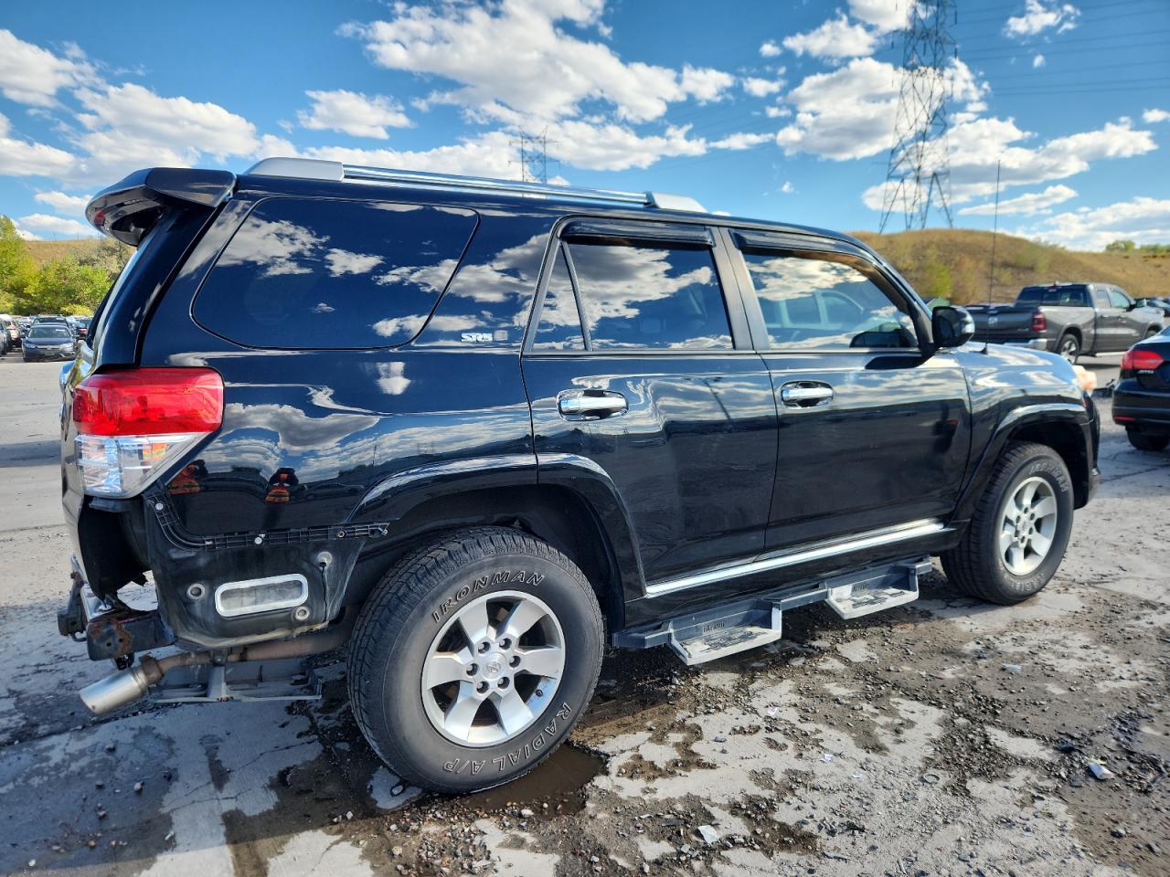 TOYOTA 4RUNNER SR5