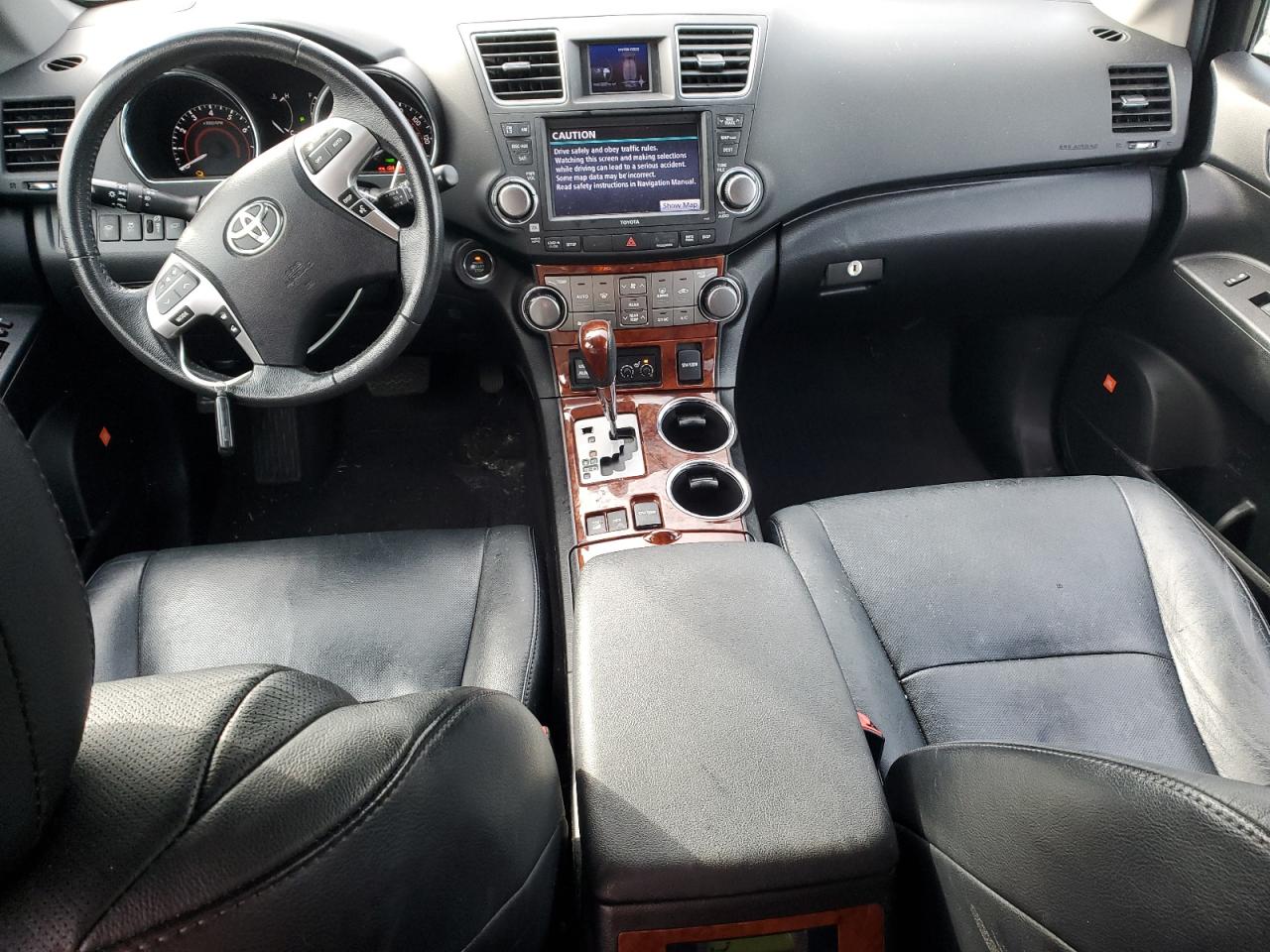 TOYOTA HIGHLANDER LIMITED